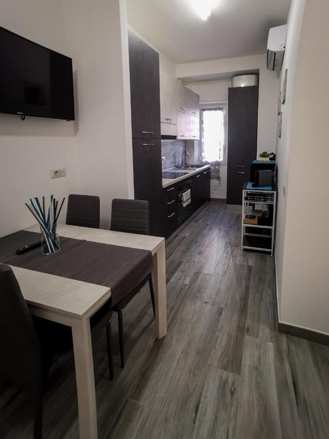 Apartment L'arche Lodovico Il Moro - House On The Navigli River *