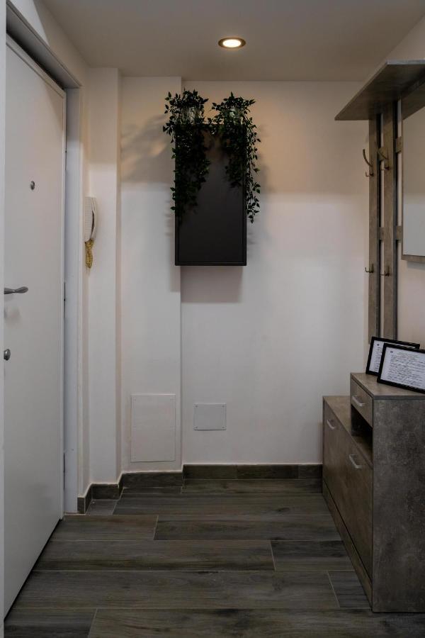 Apartment L'arche Lodovico Il Moro - House On The Navigli River Mailand