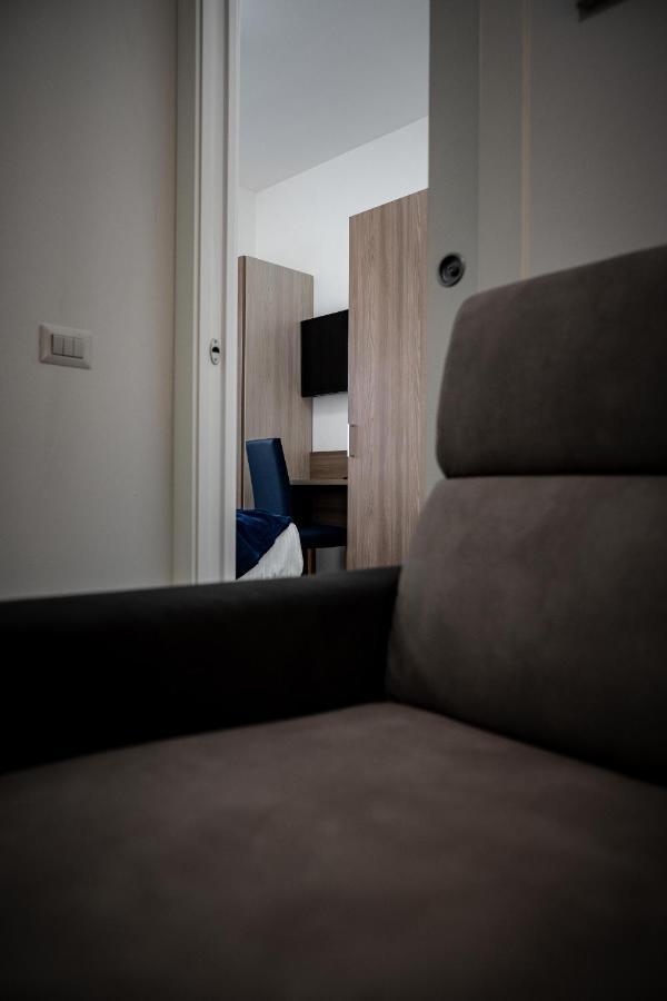 L'arche Lodovico Il Moro - House On The Navigli River Apartment Mailand